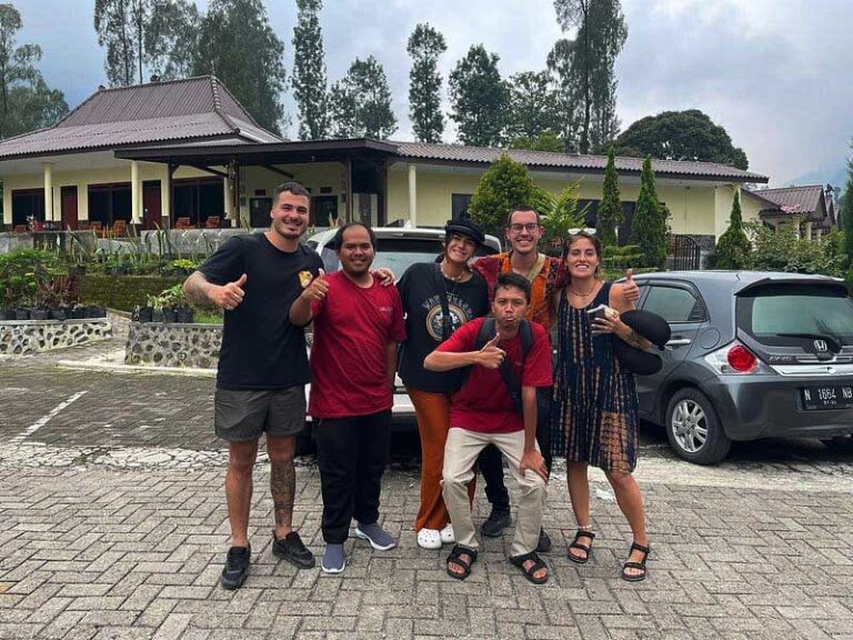 Bromo Ijen Tumpak Sewu waterfall tour from surabaya 4 Days