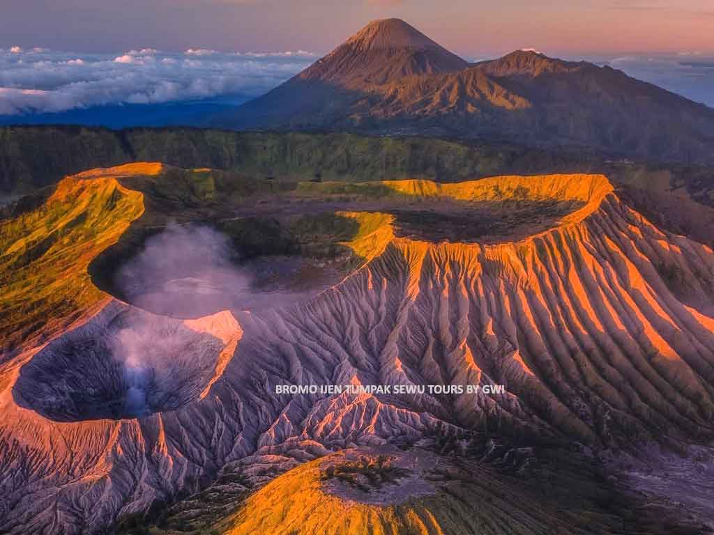 Bromo Ijen Tour 3 Days 2 Nights Sunrise & Blue Fire Package